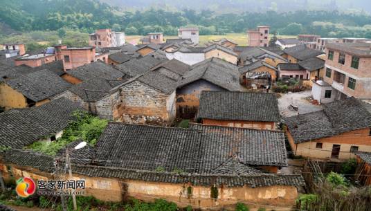 云山村（云南省普洱澜沧拉祜族自治县竹塘乡下辖村）