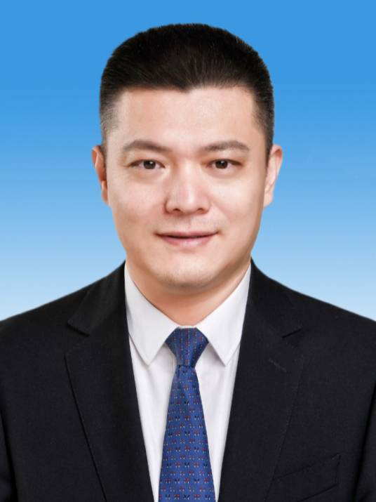 李巍（贵州省六盘水市委副书记，市人民政府党组书记、市长）