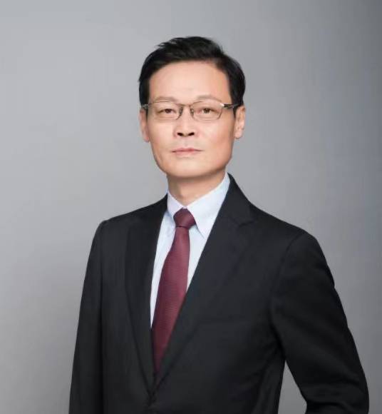 王晓清（“神州图骥”董事局主席兼CEO）