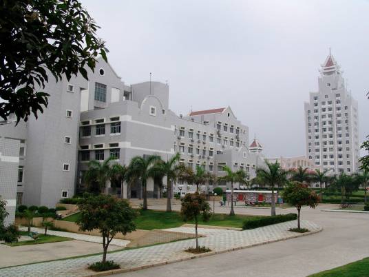 集美大学工商管理学院