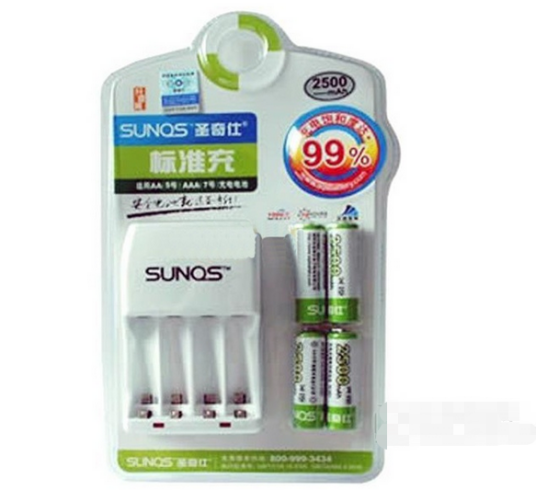 圣奇仕标准充电器套装(4×2500mAh)