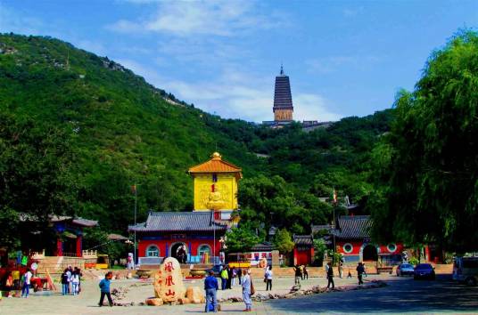 凤凰山（辽宁省朝阳市国家4A级旅游景区）