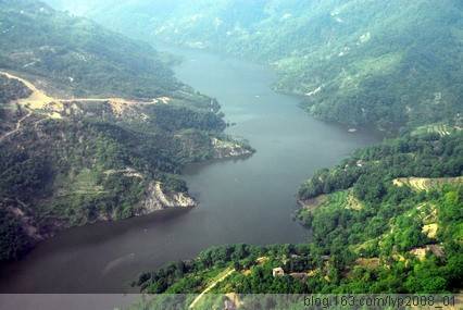 唐家山村（湖北省黄冈市罗田县河铺镇唐家山村）