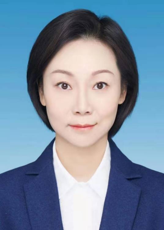 李丽（湖北省咸宁市委常委、常务副市长）