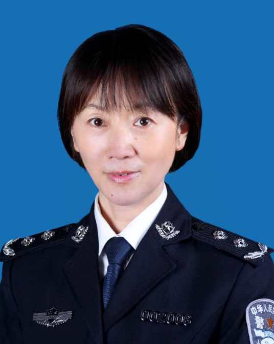 黄进（江苏警官学院党委副书记、院长）