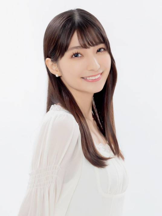 高野麻里佳