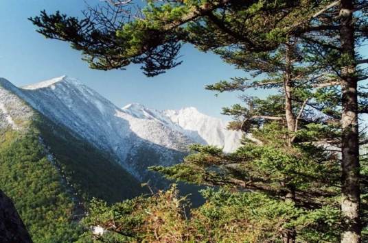 太白山（秦岭山脉主峰，中国大陆东部第一高峰）