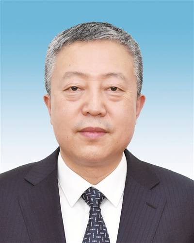 张锐（内蒙古自治区包头市委副书记、市长）