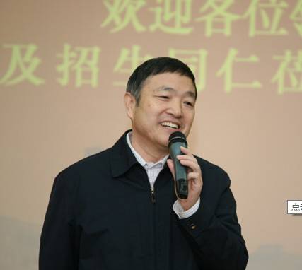 王健（江苏省社会科学院历史研究所副所长）