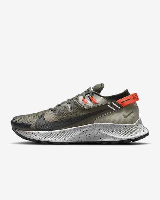 Nike Pegasus Trail 2 男子跑步鞋