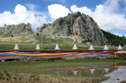 扎嘎神山风景区